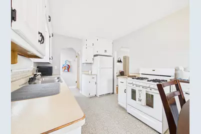 1628 Arlington Avenue E, Saint Paul, MN 55106 - Photo 6