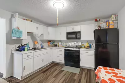 46 Winnipeg Avenue, Saint Paul, MN 55117 - Photo 8