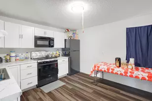 46 Winnipeg Ave, Saint Paul, MN 55117 - Photo 10