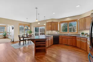 4823 Scenic Oak Dr SW, Rochester, MN 55902 - Photo 14