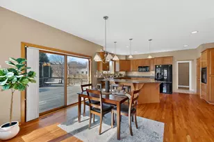 4823 Scenic Oak Dr SW, Rochester, MN 55902 - Photo 8