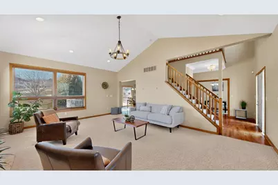 4823 Scenic Oak Drive SW, Rochester, MN 55902 - Photo 6