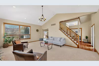 4823 Scenic Oak Drive SW, Rochester, MN 55902 - Photo 6