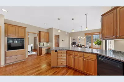 4823 Scenic Oak Drive SW, Rochester, MN 55902 - Photo 18