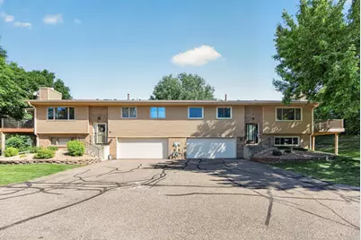 4604 Rosewood Lane N, Plymouth, MN 55442 - Photo 2