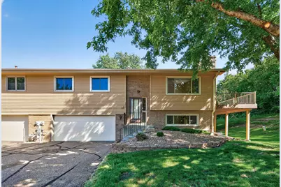 4604 Rosewood Lane N, Plymouth, MN 55442 - Photo 1