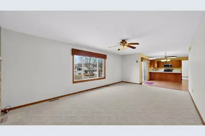 4236 Stoneham Lane NW, Rochester, MN 55901 - Photo 10
