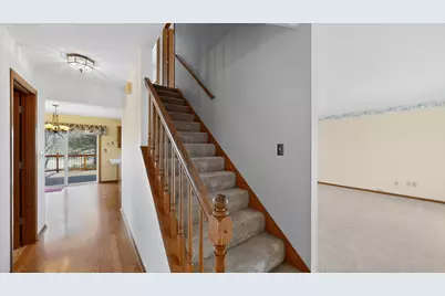 4236 Stoneham Lane NW, Rochester, MN 55901 - Photo 6