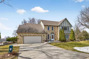 4236 Stoneham Ln NW, Rochester, MN 55901 - Photo 4