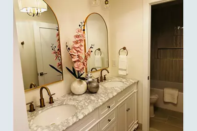 14759 McGinty Road W, Minnetonka, MN 55391 - Photo 20