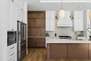 14759 McGinty Rd W, Minnetonka, MN 55391 - Photo 16