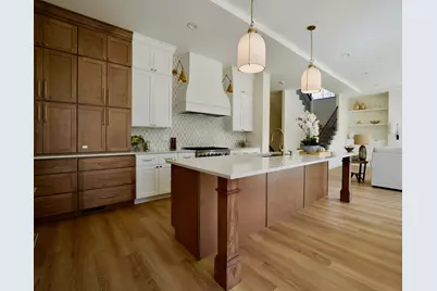 14759 McGinty Road W, Minnetonka, MN 55391 - Photo 2