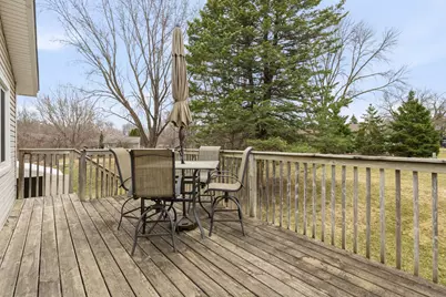 112302 Baxter Court, Chaska, MN 55318 - Photo 4