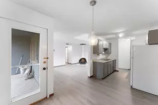 26 Arthur Ave SE, Minneapolis, MN 55414 - Photo 2