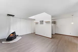 26 Arthur Ave SE, Minneapolis, MN 55414 - Photo 4