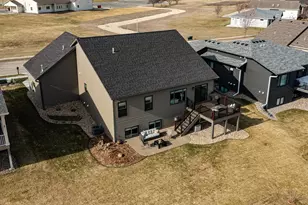 2027 Hadley Creek Dr NE, Rochester, MN 55906 - Photo 52