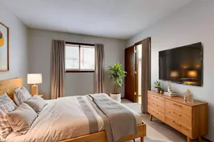 924 21st Ave S, Minneapolis, MN 55404 - Photo 2