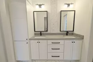 5324 Spring Ln, Minnetonka, MN 55345 - Photo 6