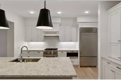 222 Ferndale Road S #207, Wayzata, MN 55391 - Photo 2