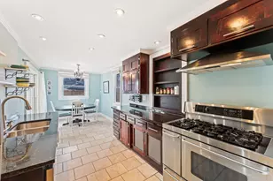 331 Ridgewood Ave, Minneapolis, MN 55403 - Photo 12