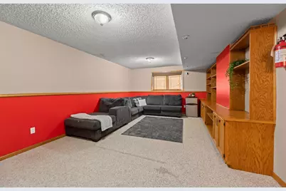 3912 7th Street S, Moorhead, MN 56560 - Photo 20