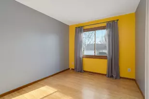 5545 Knoll Dr, Shoreview, MN 55126 - Photo 28