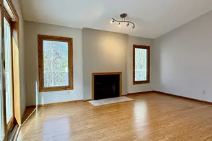 5545 Knoll Dr, Shoreview, MN 55126 - Photo 18