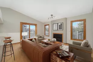 5545 Knoll Dr, Shoreview, MN 55126 - Photo 16