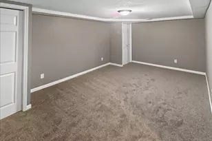 4506 Yates Ave N, Crystal, MN 55422 - Photo 24