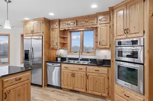 869 Yellowstone Trail, Waconia, MN 55387 - Photo 8