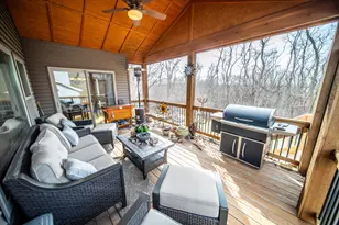 2990 Stone Park Dr NE, Rochester, MN 55906 - Photo 8