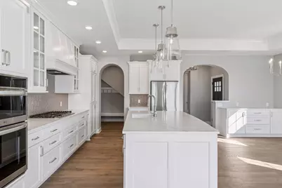 48 Spring Farm Road, North Oaks, MN 55127 - Photo 6