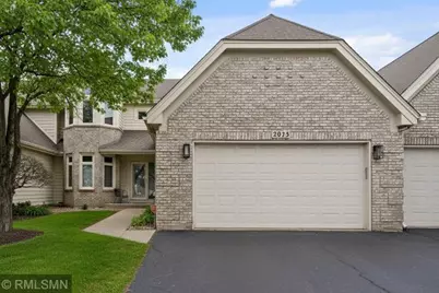 2073 Sherwood Lane, Hopkins, MN 55305 - Photo 2