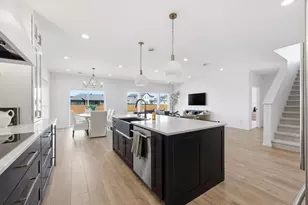 3296 Timber Crk Cir S, Fargo, ND 58104 - Photo 10