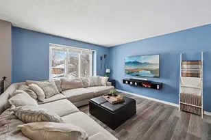 6515 Olympia St, Golden Valley, MN 55427 - Photo 10