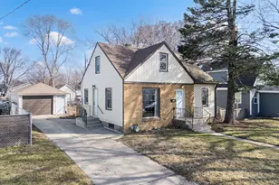 921 11th St SE, Rochester, MN 55904 - Photo 1