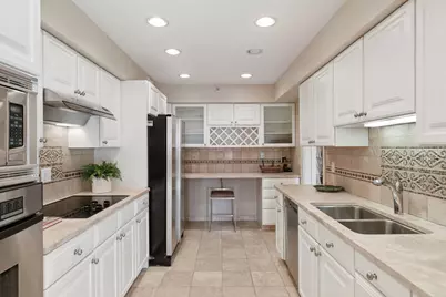 1235 Yale Place #1505, Minneapolis, MN 55403 - Photo 18