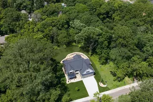 5034 Sparrow Rd, Minnetonka, MN 55345 - Photo 74
