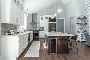 11889 Joneswood Dr, Baxter, MN 56425 - Photo 6