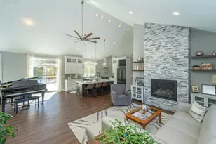 11889 Joneswood Dr, Baxter, MN 56425 - Photo 4