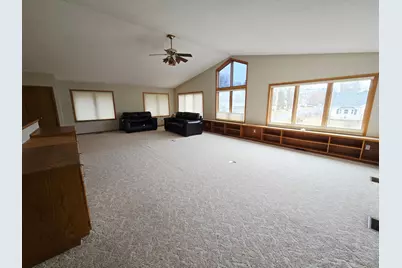 2100 Wentworth Avenue, South Saint Paul, MN 55075 - Photo 2