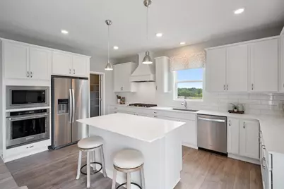 1647 Zumbro Avenue, Shakopee, MN 55379 - Photo 1