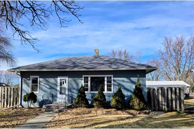 116 6th Street E, Jasper, MN 56144 - Photo 1
