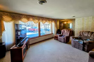 910 3rd Ave SW, Pipestone, MN 56164 - Photo 4