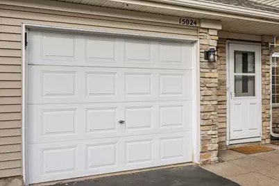 15024 Dunwood Trail, Apple Valley, MN 55124 - Photo 4