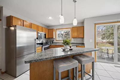 15024 Dunwood Trail, Apple Valley, MN 55124 - Photo 18