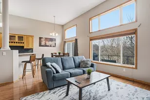 15335 Wilderness Ridge Rd NW, Prior Lake, MN 55372 - Photo 4