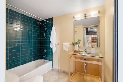 801 Washington Avenue N #221, Minneapolis, MN 55401 - Photo 38