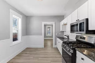 3023 Sheridan Ave N, Minneapolis, MN 55411 - Photo 4