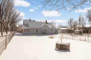 16 Sycamore St E, Saint Paul, MN 55117 - Photo 16